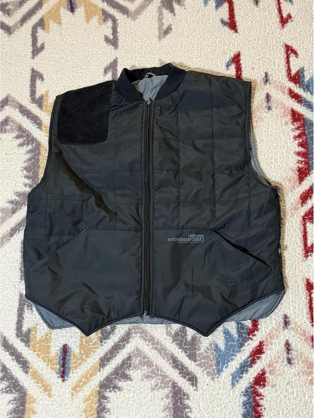 RIDE Snowboards Men's XL Reversible Athletic Black Gray Vest MTNDry Series EUC